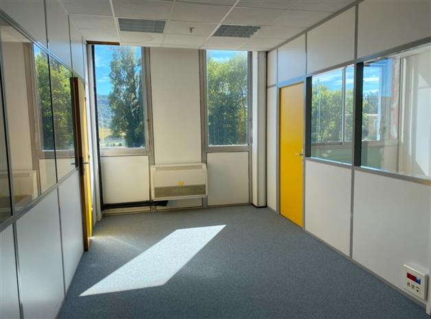 Entrepôt / Local d'activités Location 01150 ST SORLIN EN BUGEY