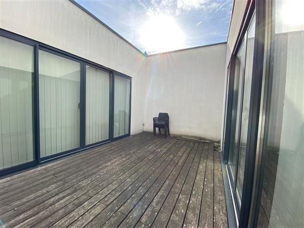 Bureau Location 59290 WASQUEHAL