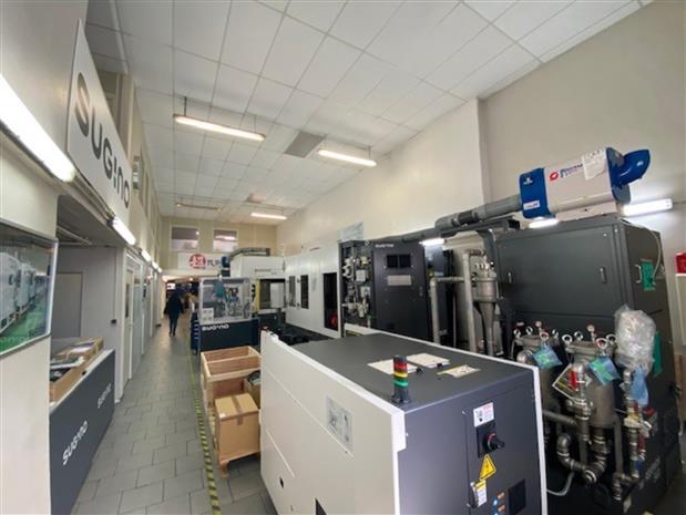 Local d'activités Location 92400 COURBEVOIE