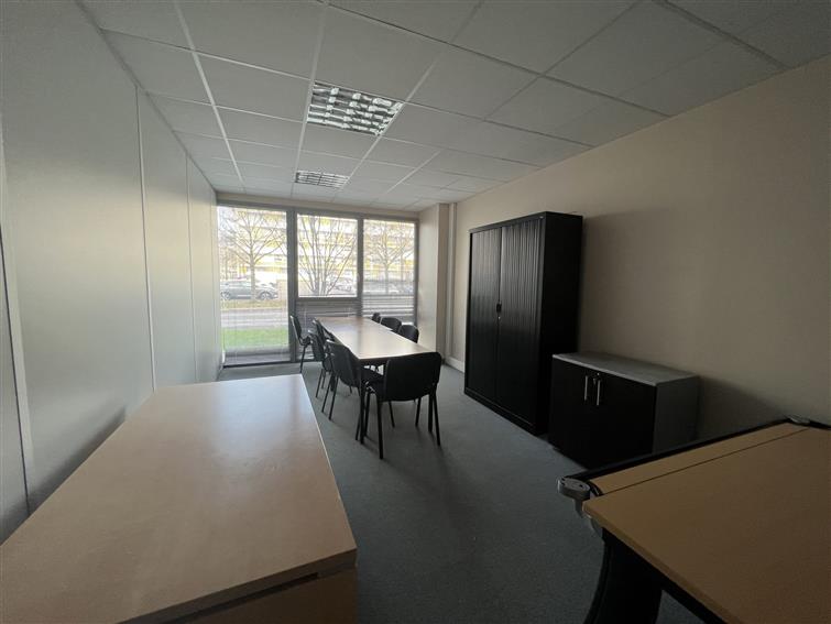 Bureau Vente/Location 69140 RILLIEUX LA PAPE 555 CHEMIN DU BOIS