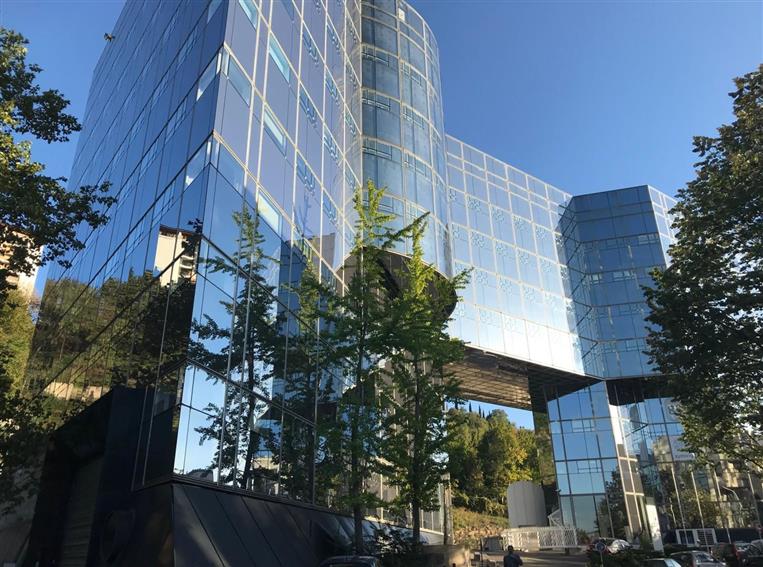 Chargement de l'image...