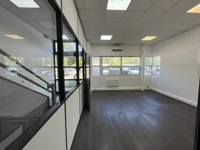 Local d'activités Location 93140 BONDY