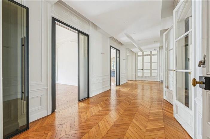 Bureau Location 75008 PARIS 43 AVENUE HOCHE