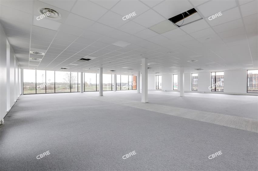 Bureau Location 59810 LESQUIN