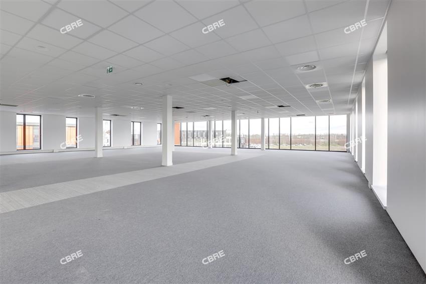 Bureau Location 59810 LESQUIN