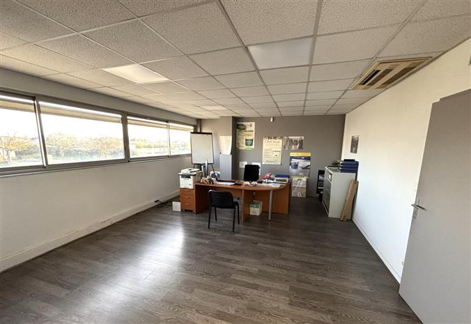 Local d'activités Location 31100 TOULOUSE