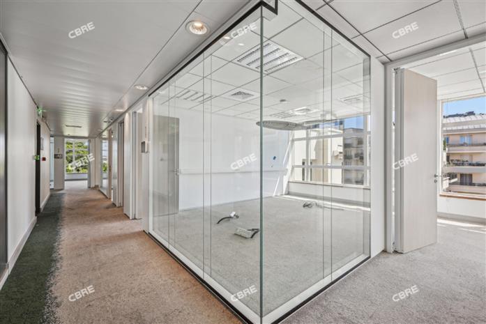 Bureau Location 92130 ISSY LES MOULINEAUX 1 RUE JACQUES HENRI LARTIGUE