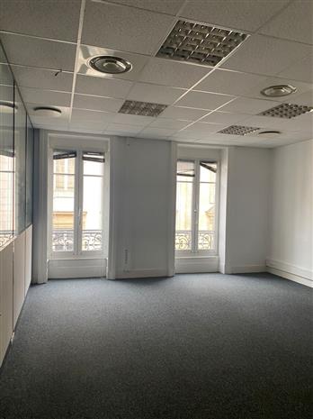 Bureau Location 69001 LYON 3 RUE DE L'ARBRE SEC