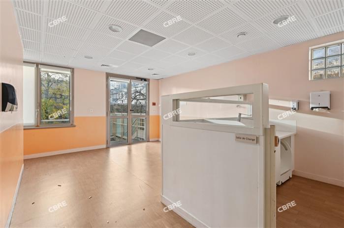 Bureau Location 75011 PARIS