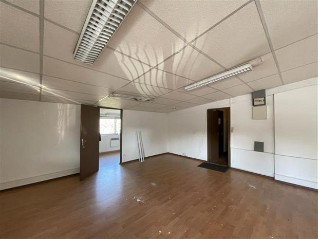 Bureau Location 33130 BEGLES 32 RUE DU PRECHE