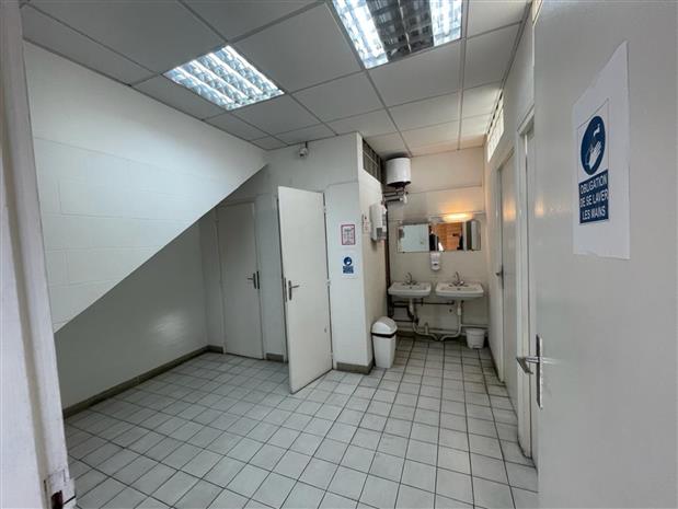 Bureau Location 33130 BEGLES 180-182 AVENUE DU MARECHAL LECLERC