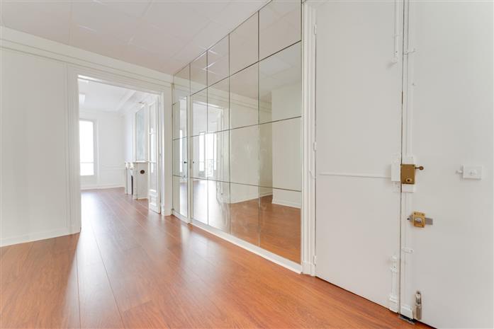 Bureau Location 75009 PARIS 66 RUE LA FAYETTE