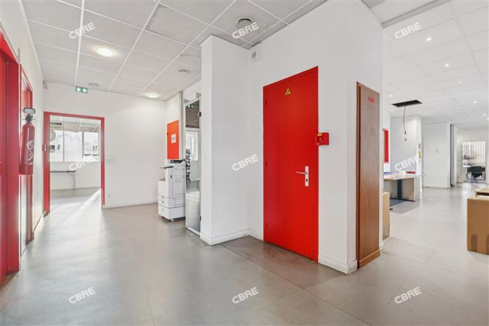 Bureau Location 93100 MONTREUIL