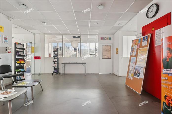 Bureau Location 93100 MONTREUIL