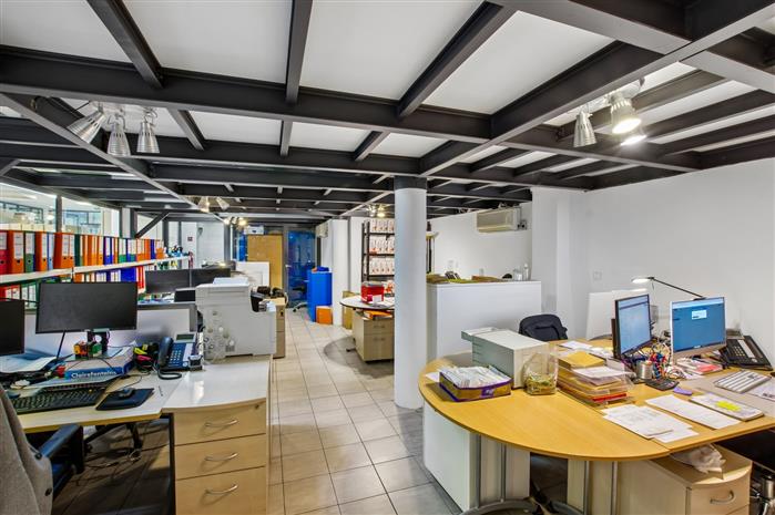 Bureau Location 75009 PARIS 8 RUE LAMARTINE