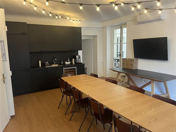 Bureau Location 75009 PARIS 8 RUE ROSSINI