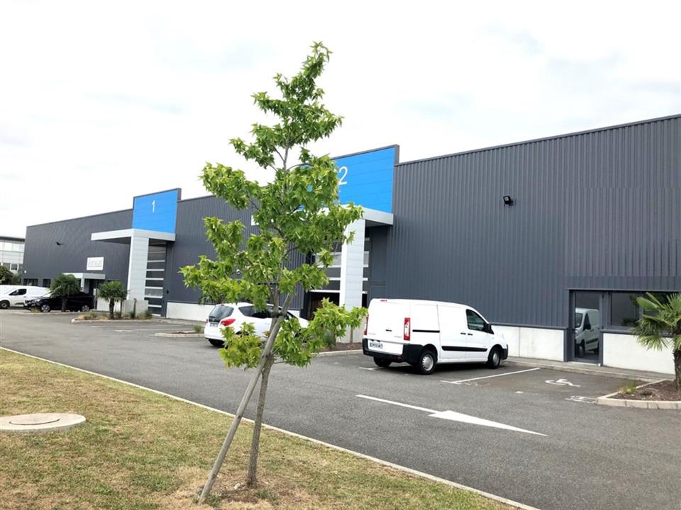 Local d'activités Location 31100 TOULOUSE