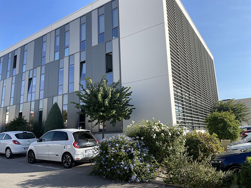 Bureau Vente/Location 13016 MARSEILLE