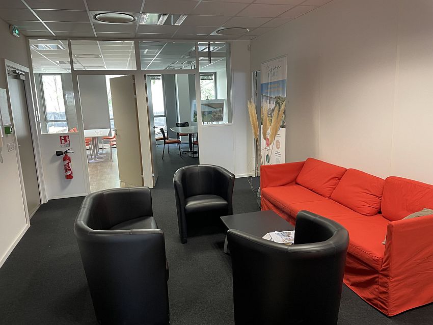 Bureau Vente/Location 13016 MARSEILLE