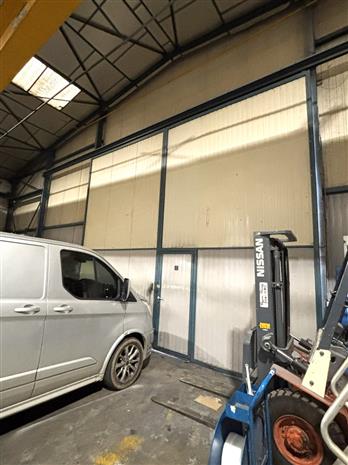 Local d'activités Location 31100 TOULOUSE