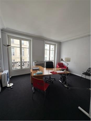 Bureau Location 75004 PARIS 32 RUE DU TEMPLE
