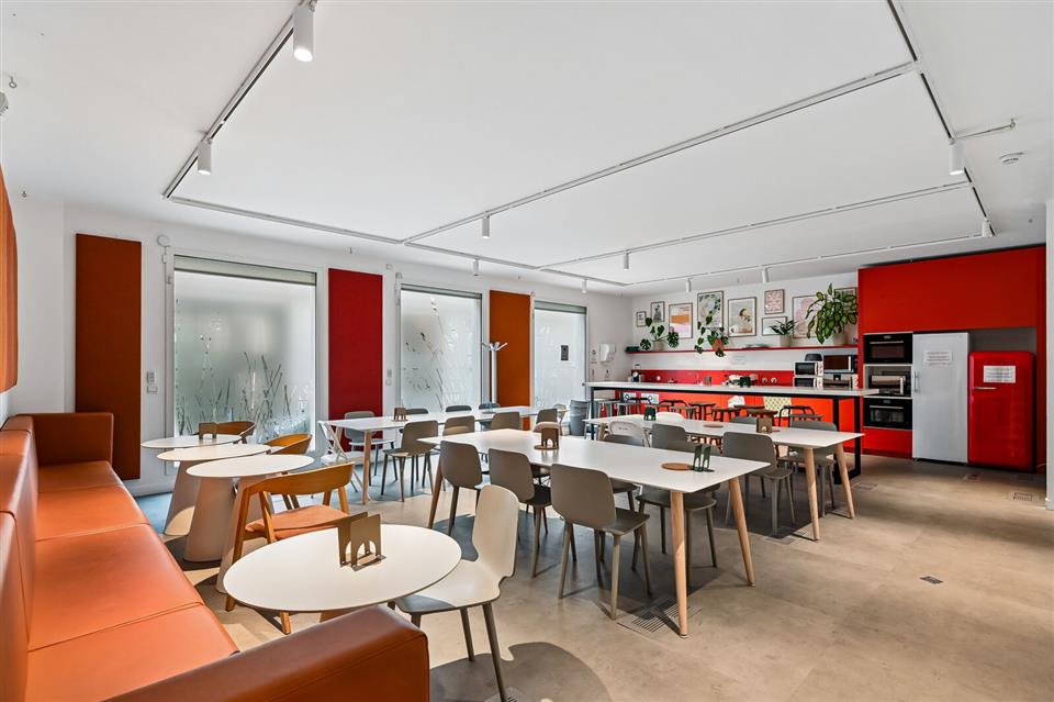 Bureau Location 75116 PARIS 18-20 RUE LA PEROUSE
