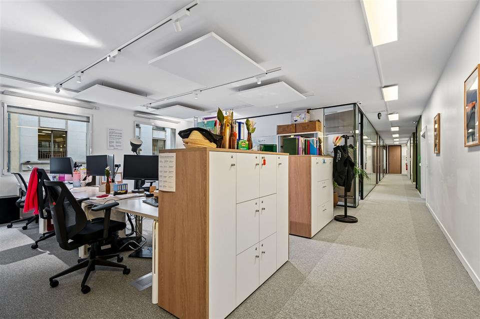 Bureau Location 75116 PARIS 18-20 RUE LA PEROUSE