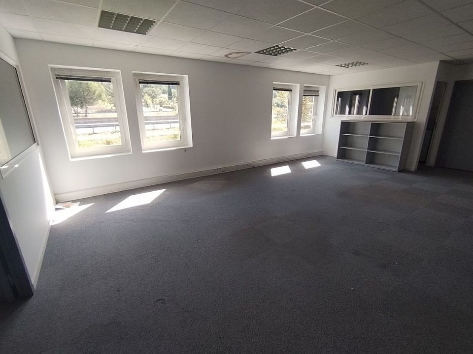 Bureau Location 13320 BOUC BEL AIR