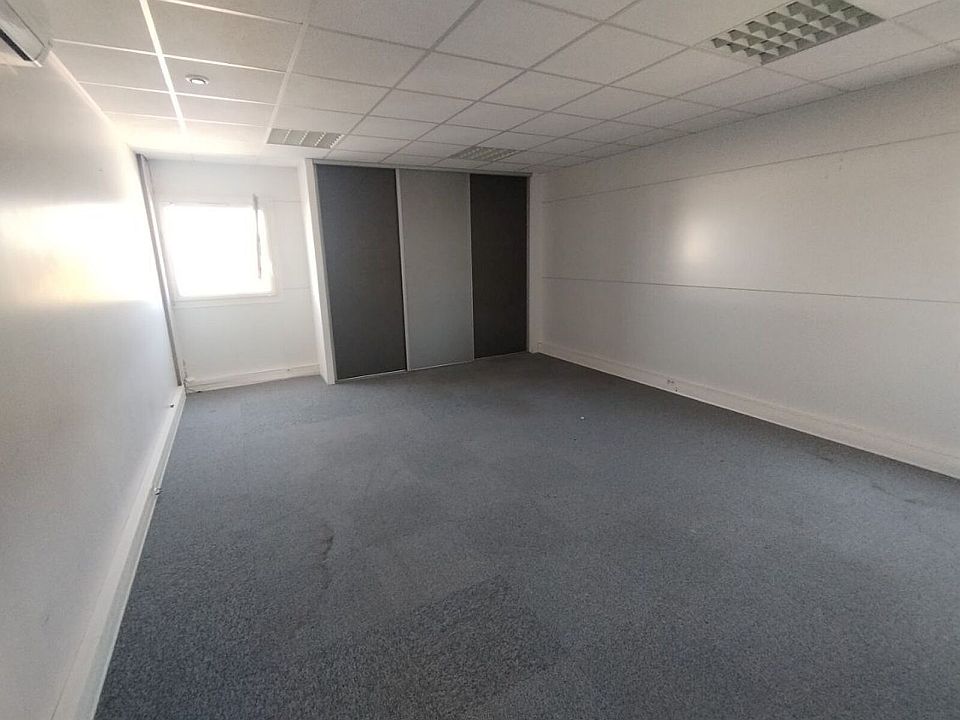 Bureau Location 13320 BOUC BEL AIR