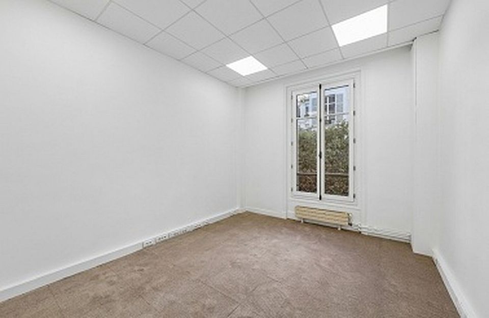 Bureau Location 75008 PARIS 152 BOULEVARD HAUSSMANN