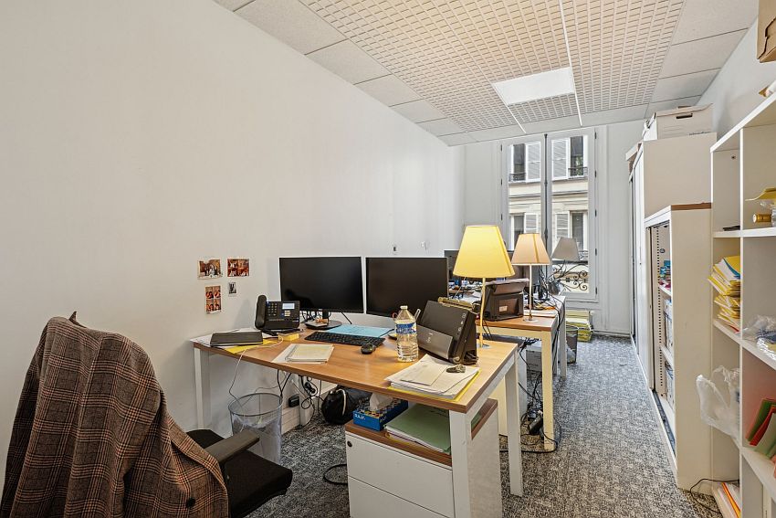 Bureau Location 75008 PARIS 152 BOULEVARD HAUSSMANN