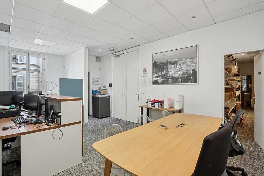 Bureau Location 75008 PARIS 152 BOULEVARD HAUSSMANN