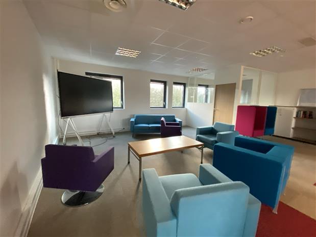 Bureau Location 59290 WASQUEHAL