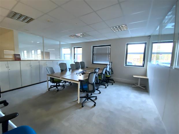 Bureau Location 59290 WASQUEHAL