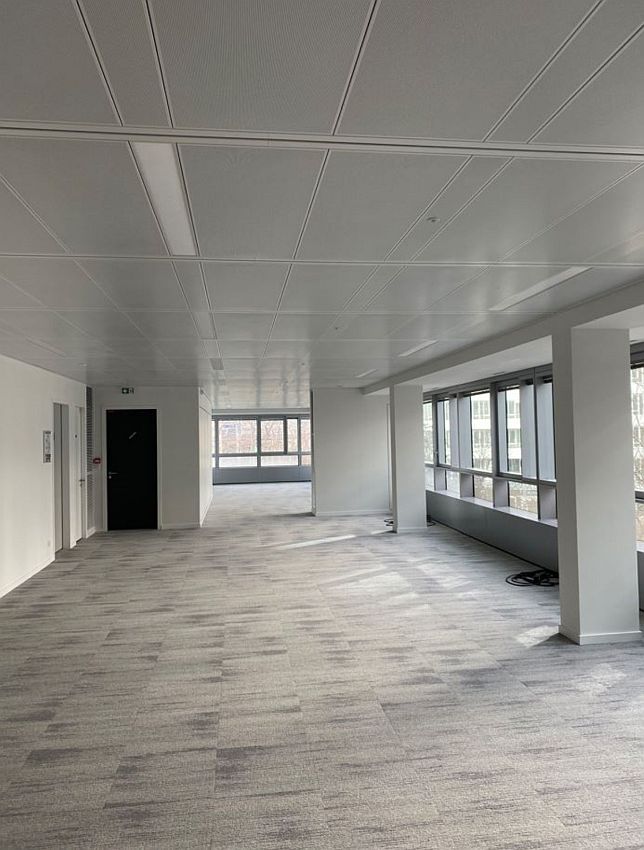 Bureau Location 92500 RUEIL MALMAISON 1 PLACE LOUIS RENAULT