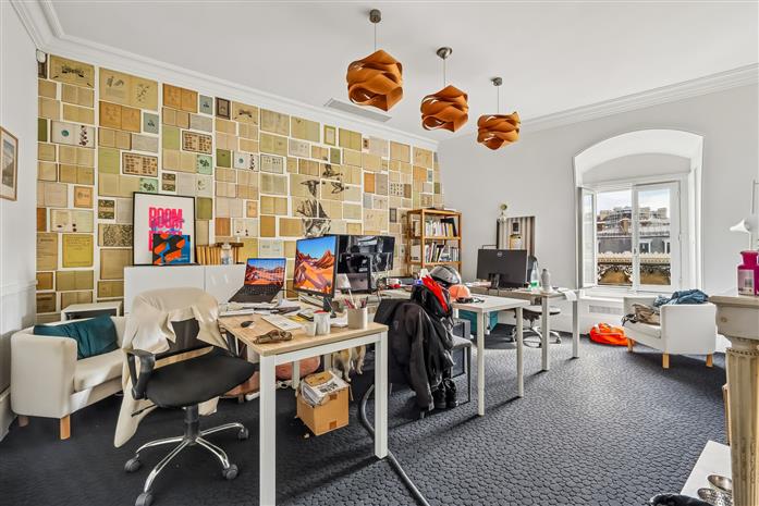 Bureau Location 75116 PARIS 12 RUE DE PRESBOURG