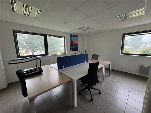 Bureau Location 29490 GUIPAVAS