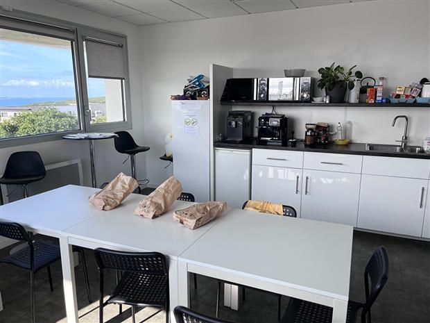 Bureau Location 29280 PLOUZANE