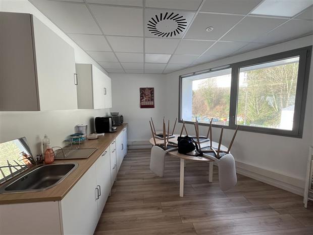 Bureau Location 29200 BREST