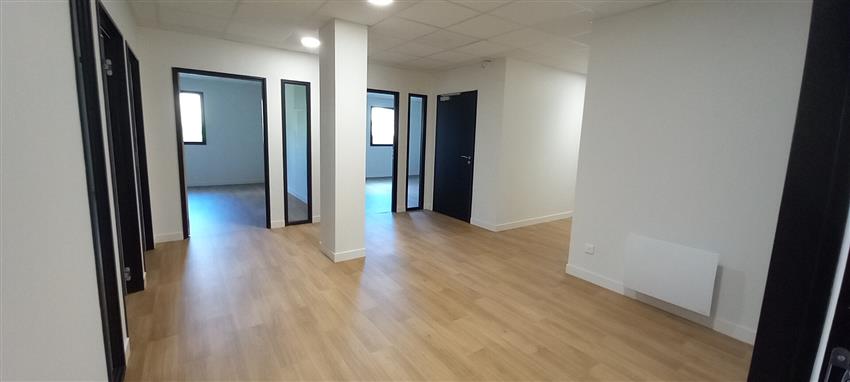 Bureau Location 29490 GUIPAVAS