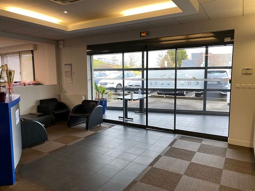 Bureau Location 29200 BREST
