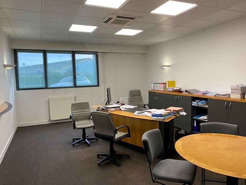 Bureau Location 29200 BREST