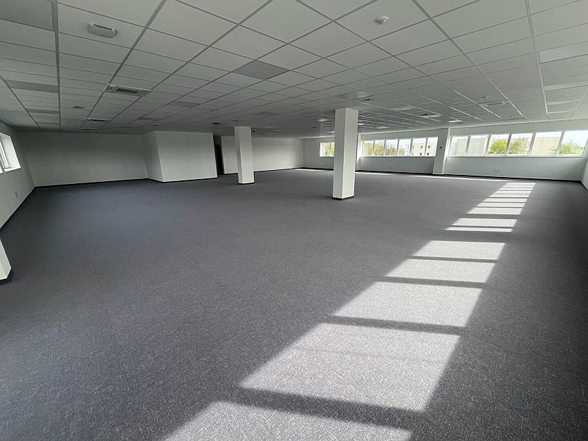 Bureau Location 29200 BREST