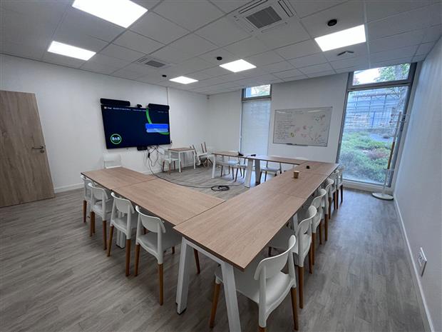 Bureau Location 29200 BREST