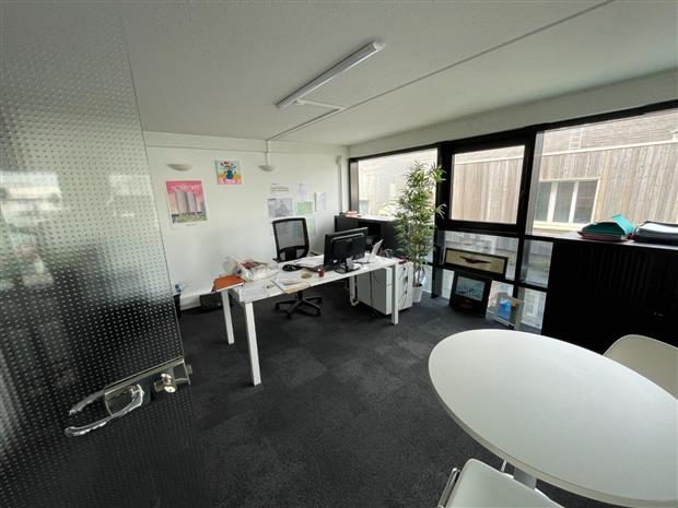 Bureau Location 29200 BREST