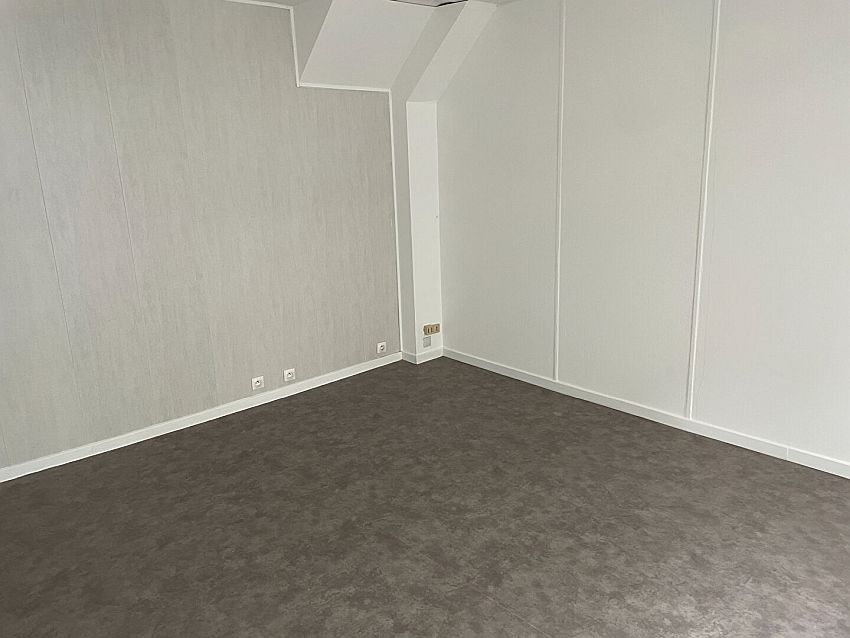 Commerce Location 29200 BREST