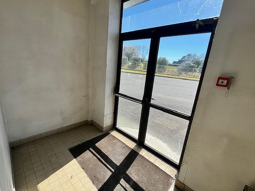 Entrepôt / Local d'activités Location 29400 LANDIVISIAU