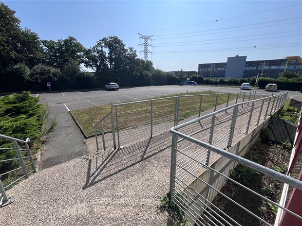 Bureau Location 29850 GOUESNOU