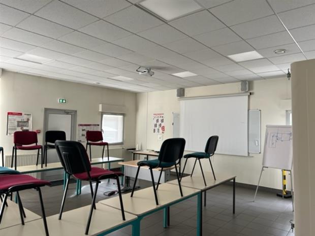 Local d'activités Location 29850 GOUESNOU