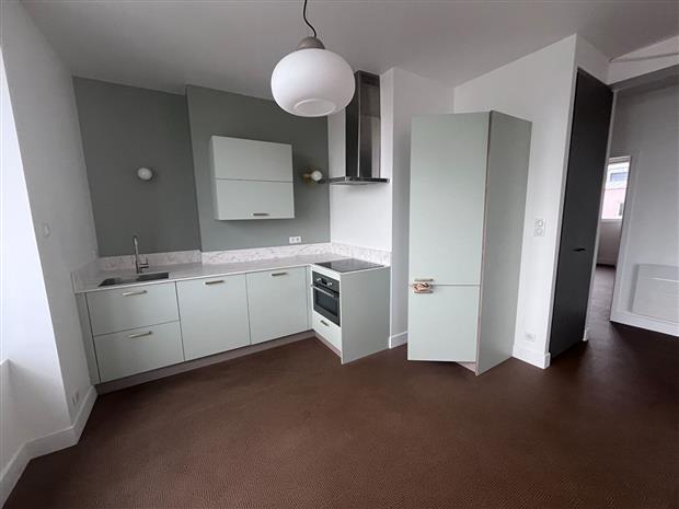 Bureau Location 29200 BREST